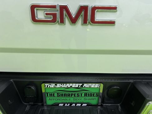 Used 2018 GMC Sierra 1500 SLT w/ Enhanced Driver Alert Package RWD image 13
