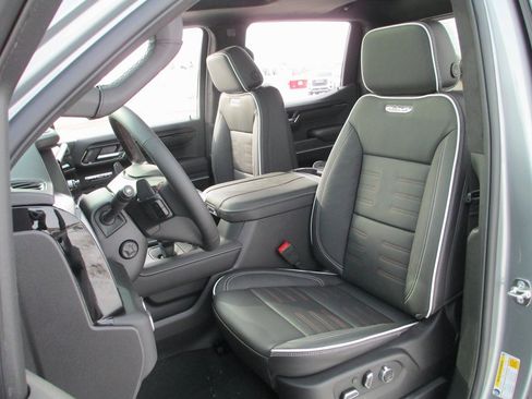 New 2026 GMC Sierra 1500 AT4X image 12