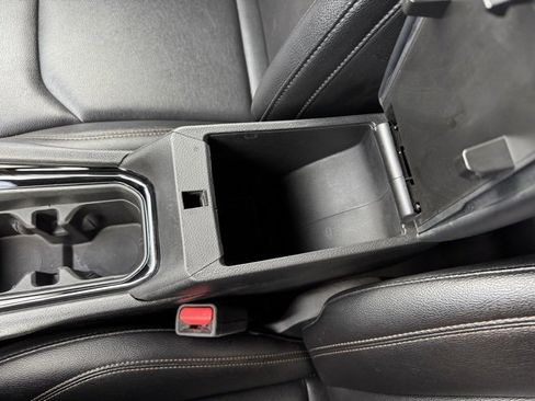 Used 2024 Jeep Compass Limited image 19