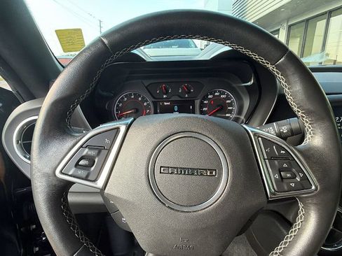 Used 2016 Chevrolet Camaro LT RWD image 14