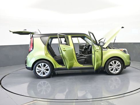 Used 2016 Kia Soul + image 67
