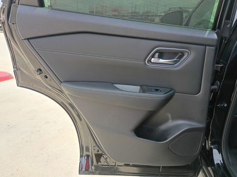 New 2026 Nissan Rogue Platinum w/ Platinum Premium Package AWD/4WD image 31