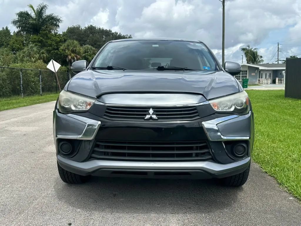 Used 2017 Mitsubishi Outlander Sport LE AWD/4WD image 2