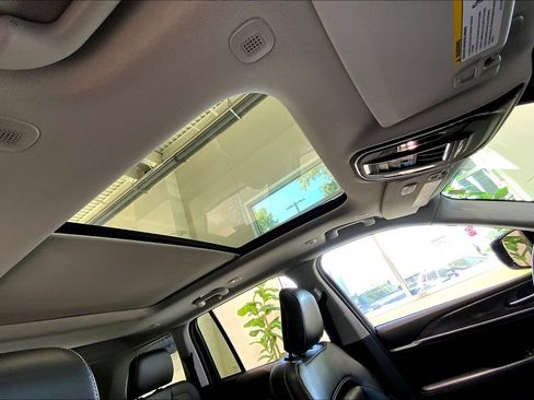 Used 2023 Jeep Grand Cherokee 4WD 4xe image 19