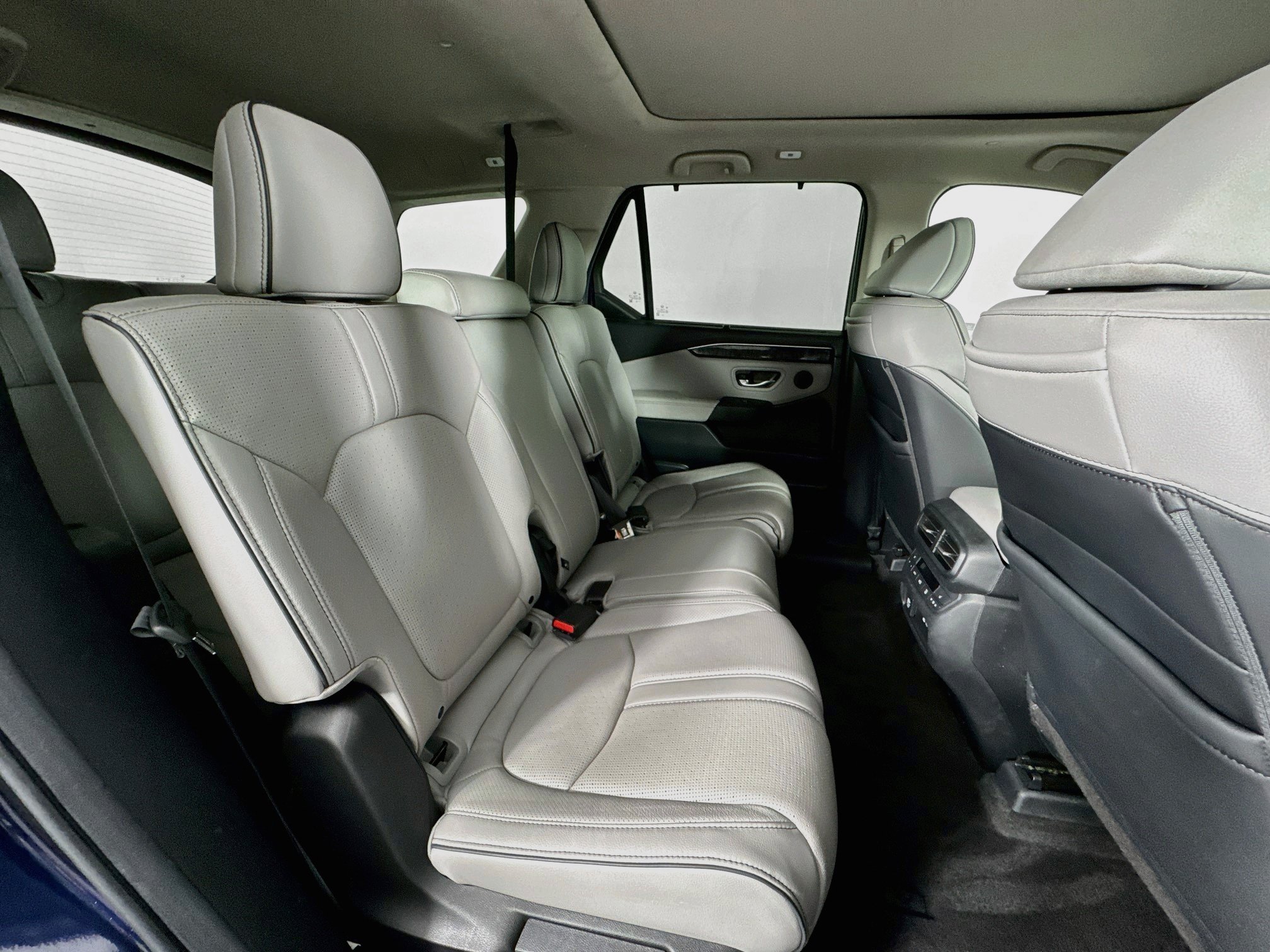 Certified 2025 Honda Pilot Elite image 30