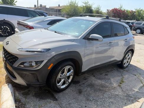Used 2022 Hyundai Kona SEL FWD image 4