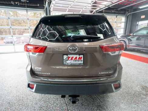 Used 2018 Toyota Highlander Limited Platinum w/ Protection Package #3 image 3