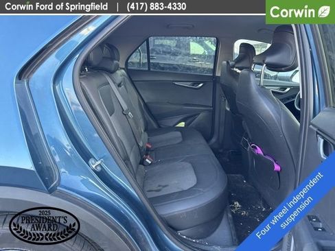 Used 2023 Kia Niro EX w/ EX Cold Weather Package FWD image 10