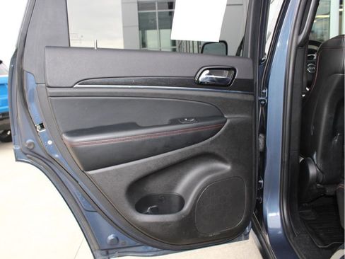 Used 2019 Jeep Grand Cherokee Trailhawk image 24