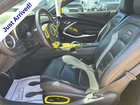 Used 2018 Chevrolet Camaro SS RWD image 15