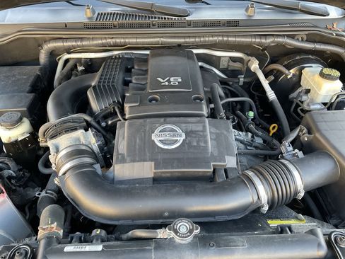 Used 2015 Nissan Frontier SV w/ SV Value Truck Package image 31