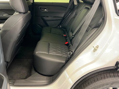 New 2026 Nissan Rogue Platinum w/ Platinum Premium Package image 21