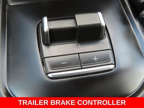 Used 2026 GMC Sierra 1500 AT4 w/ Technology Package AWD/4WD image 36