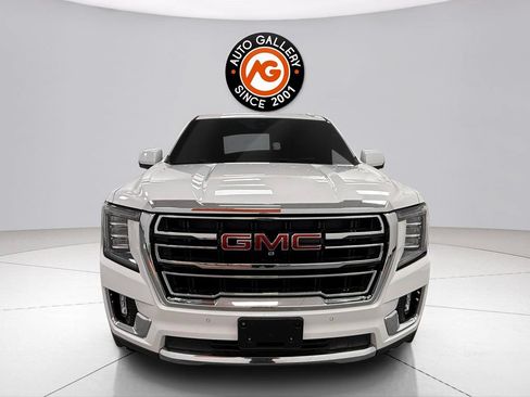 Used 2021 GMC Yukon XL SLT w/ SLT Luxury Package AWD/4WD image 7