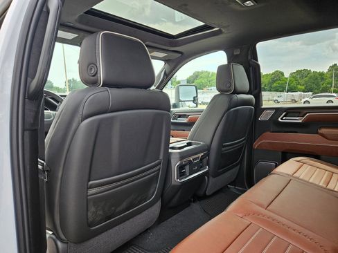 New 2026 GMC Sierra 2500 Denali Ultimate AWD/4WD image 26