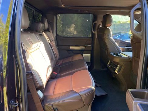 Used 2025 Ford F450 King Ranch w/ Chrome Package image 33