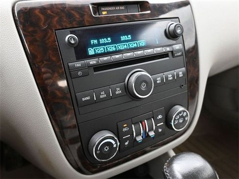 Used 2014 Chevrolet Impala LTZ image 17