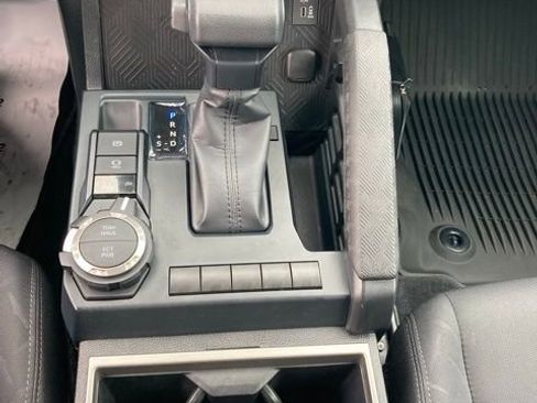 Used 2024 Toyota Tacoma SR5 image 32