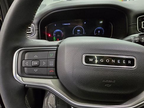 Used 2023 Jeep Wagoneer Series II image 19