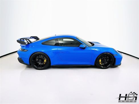 Used 2022 Porsche 911 GT3 image 5