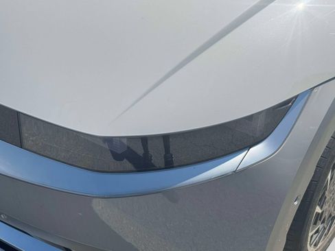 Certified 2022 Hyundai Ioniq 5 Limited AWD/4WD image 7