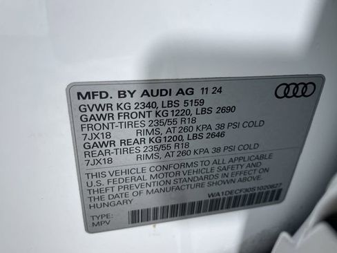 Used 2025 Audi Q3 2.0T Premium image 48