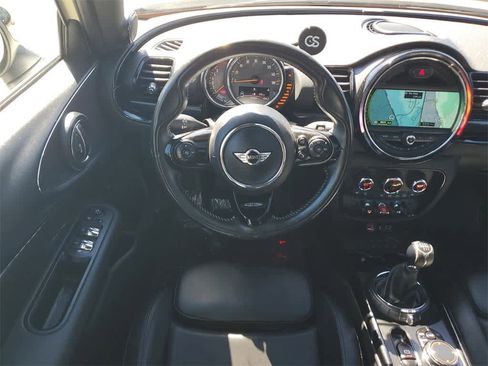 Used 2017 MINI Cooper Clubman S image 15