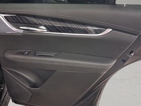Used 2024 Cadillac XT6 Premium Luxury w/ LPO, Floor Liner Package AWD/4WD image 16