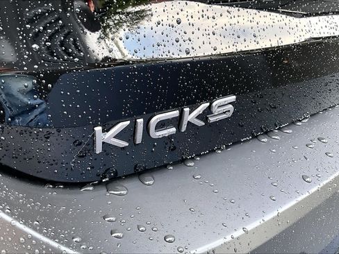 New 2026 Nissan Kicks SV w/ SV Premium Package FWD image 15