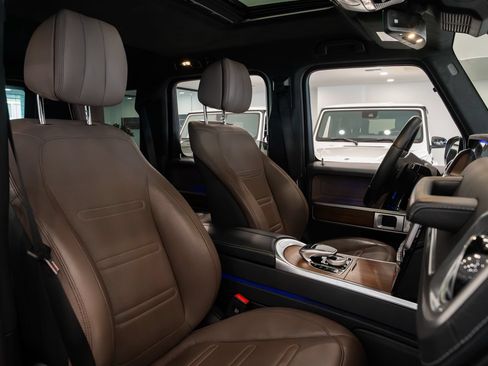 Used 2023 Mercedes-Benz G 550 image 25