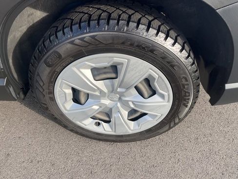 Used 2023 Subaru Forester image 37