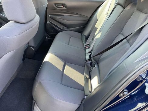 Used 2025 Toyota Corolla LE image 12