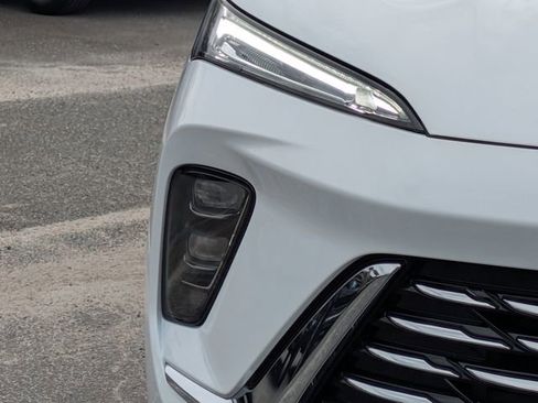 Used 2025 Buick Envision Preferred image 10