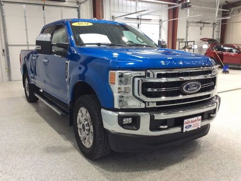 Used 2021 Ford F350 Lariat w/ Chrome Package image 3