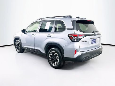 Certified 2025 Subaru Forester Premium w/ Convenience Package #1 AWD/4WD image 7
