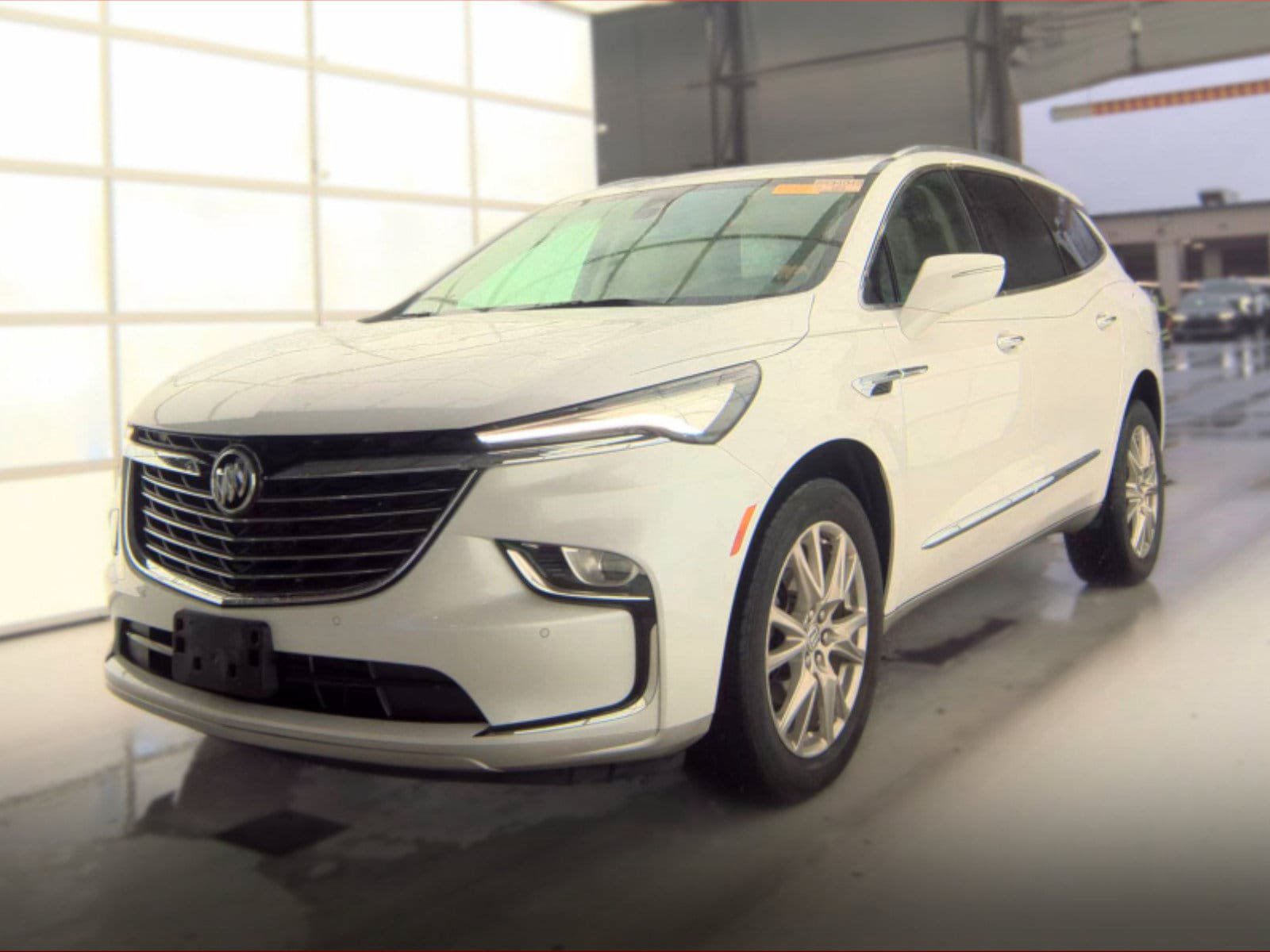 Used 2024 Buick Enclave Essence w/ Experience Buick Package AWD/4WD image 1