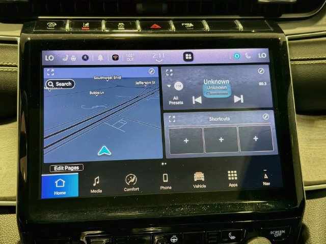 Used 2024 Jeep Grand Cherokee L Limited AWD/4WD image 13