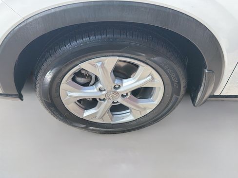 Used 2024 Honda HR-V LX image 35