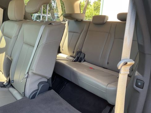 Used 2019 Ford Expedition XLT w/ Equipment Group 202A image 12