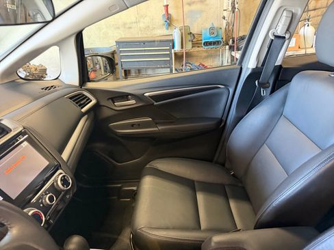 Used 2016 Honda Fit EX-L image 32