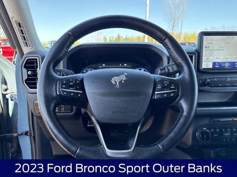 Used 2023 Ford Bronco Sport Outer Banks w/ Tech Package AWD/4WD image 17