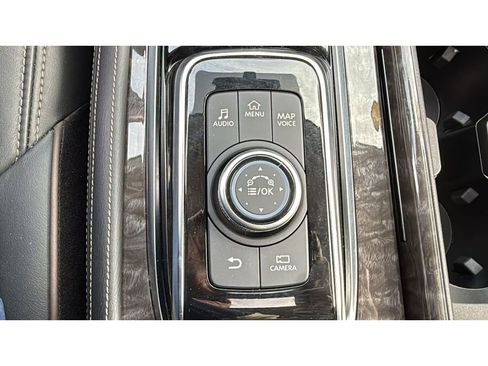 Used 2023 Nissan Armada Platinum AWD/4WD image 27