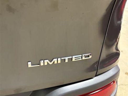 Used 2015 Jeep Cherokee Limited w/ Trailer Tow Group image 18