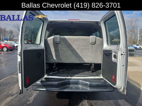 Used 2011 Ford E-350 and Econoline 350 XL w/ PWR Windows & Locks Group image 24