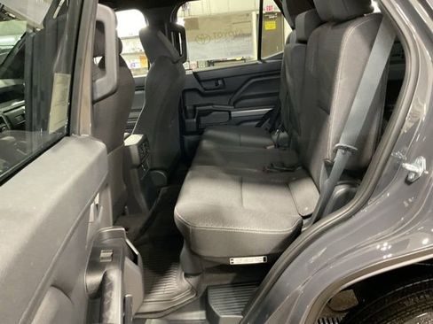 New 2026 Toyota 4Runner SR5 image 17