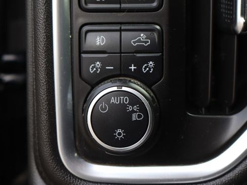 Used 2019 Chevrolet Silverado 1500 LT Trail Boss image 22