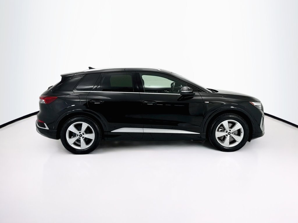 Certified 2024 Audi Q4 e-tron Premium Plus w/ Premium Plus AWD/4WD image 4