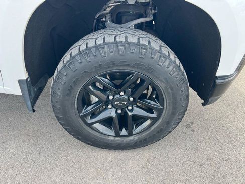 Used 2020 Chevrolet Silverado 1500 Custom Trail Boss w/ Infotainment Package image 12