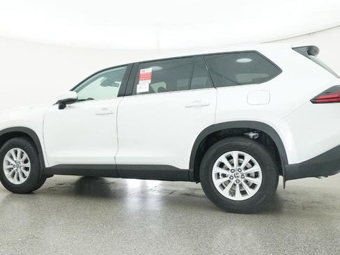 New 2026 Toyota Grand Highlander XLE image 34