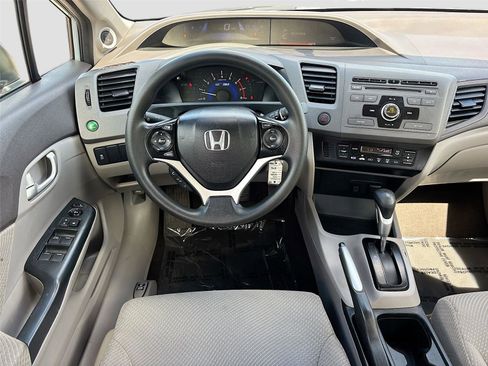 Used 2012 Honda Civic Hybrid Sedan image 19